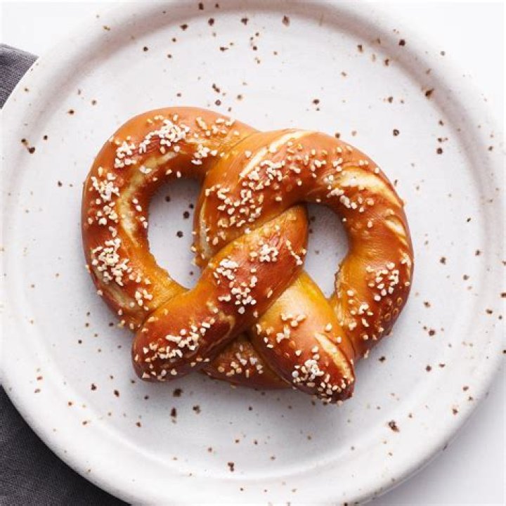 Are pretzels boiled or baked?