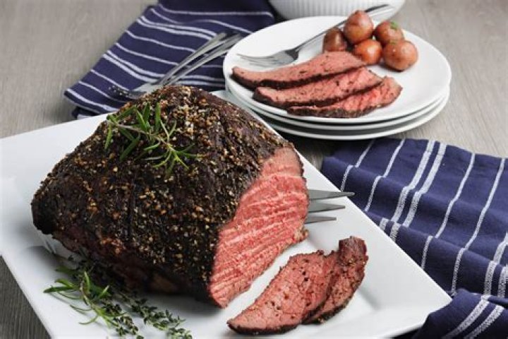 How long do you cook a 1lb beef brisket?