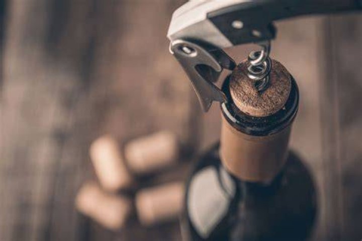 Uncorked wine - How To Discuss