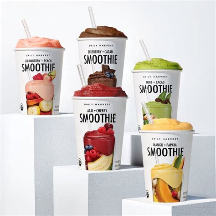 What does Smoothie King put in their smoothies?