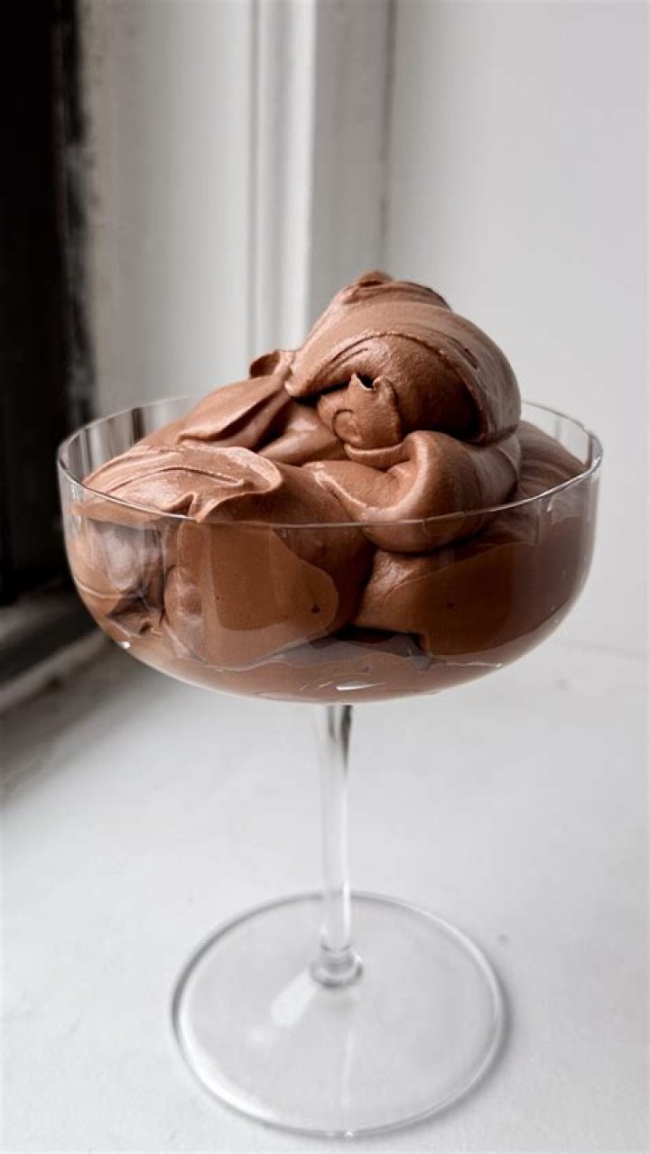 What is chocolate mousse made of?