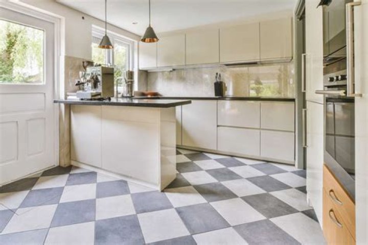 What is the most popular kitchen flooring