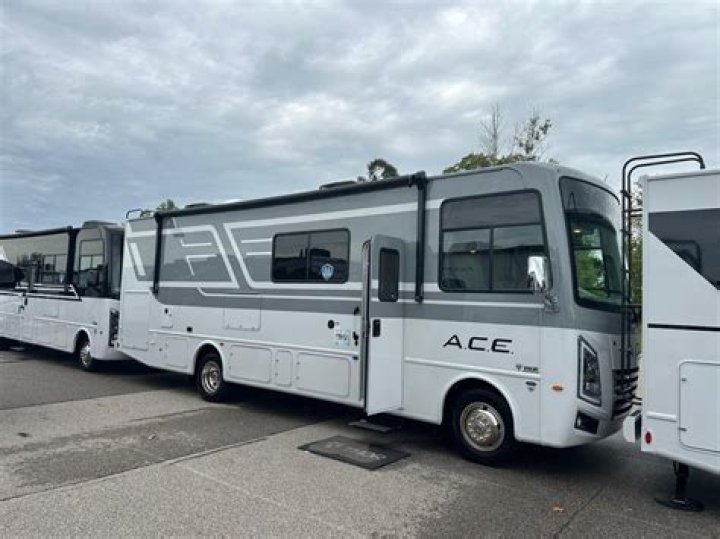 Which is the 2018 Thor Motor Coach Ace?