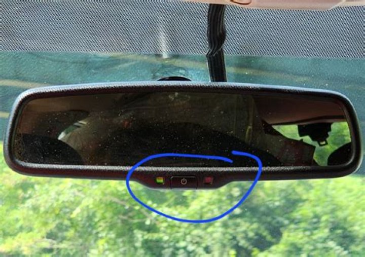 Why does my rear view camera Say no signal?